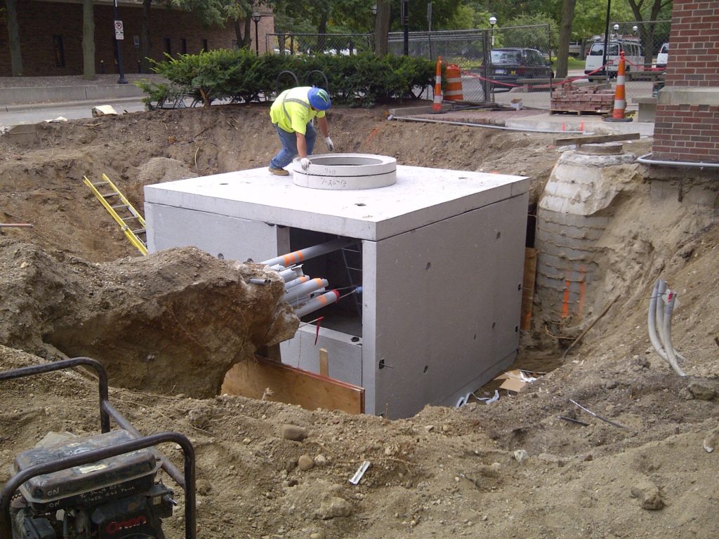 AnnArbor Manhole(2)