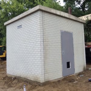 brick-faced-precast concrete building